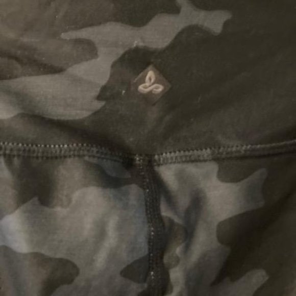 NWT PRANA Electra Legging Blk Camo size XS / S - Picture 10 of 10
